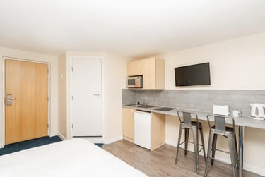 1 bed studio, Hoyle Street, Kelham Island, Sheffield, S37LG - Image 1